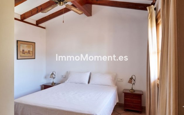 Revente - Villa - Estepona  - Estepona Centro