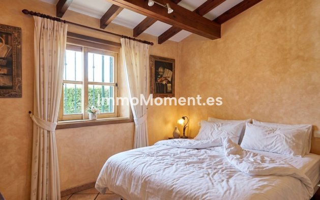 Revente - Villa - Estepona  - Estepona Centro