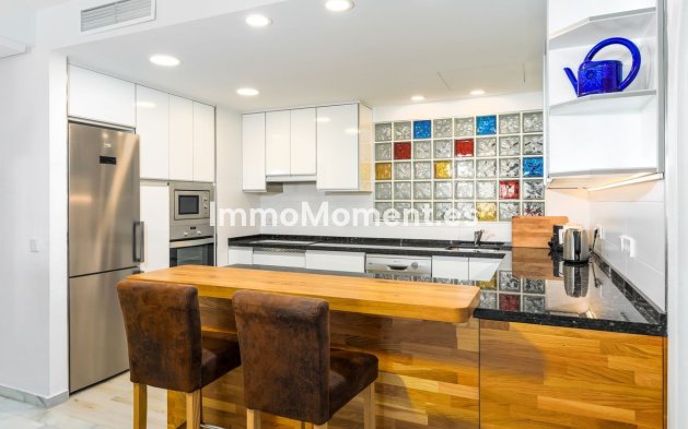 Resale - Apartment - Benalmadena - Benalmadena Costa