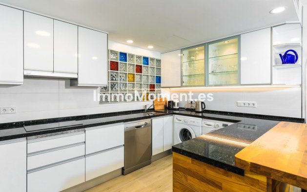 Resale - Apartment - Benalmadena - Benalmadena Costa