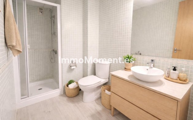 Resale - Apartment - Benalmadena - Benalmadena Centro