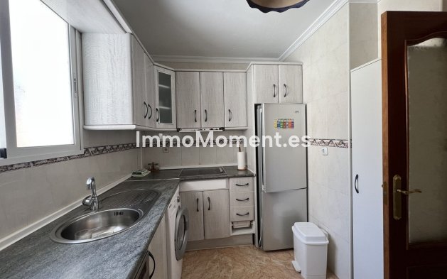 Wiederverkauf - Wohnung - Málaga