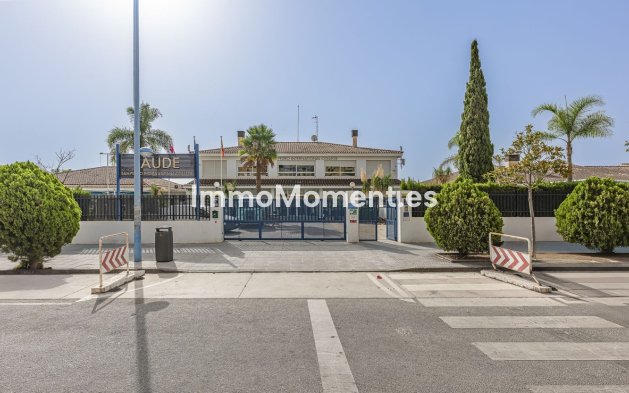 Wiederverkauf - Wohnung - Marbella - San Pedro de Alcántara