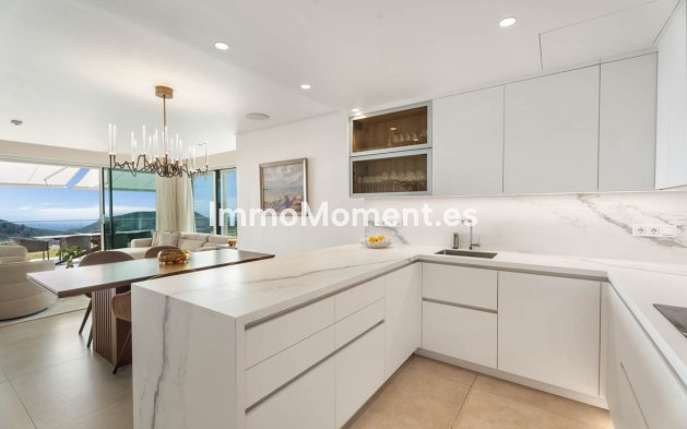 Bestaande woning - Appartement - Binnenland  - Ojén