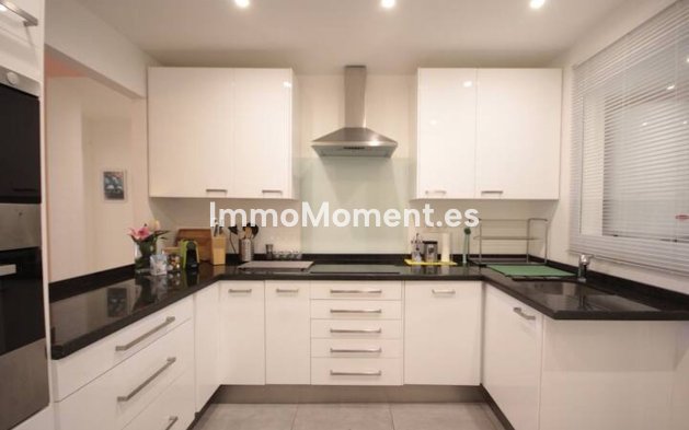 Bestaande woning - Appartement - Estepona  - Estepona Centro