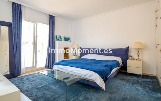 Bestaande woning - Geschakelde woning - Marbella - Nueva Andalucía