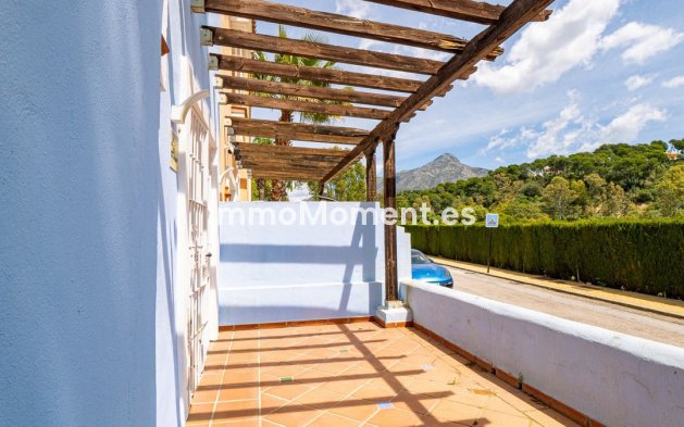 Bestaande woning - Geschakelde woning - Marbella - Nueva Andalucía