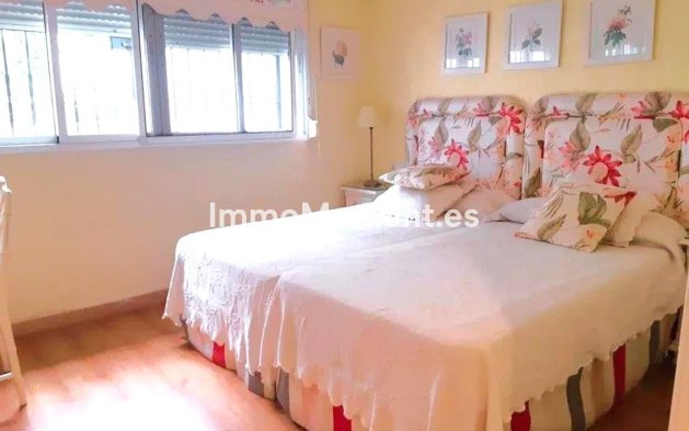 Bestaande woning - Geschakelde woning - Marbella - Cabopino