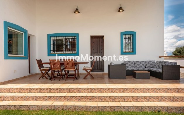 Bestaande woning - Villa - Binnenland  - Alhaurín el Grande Centro