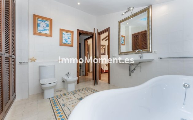 Bestaande woning - Villa - Binnenland  - Alhaurín el Grande Centro