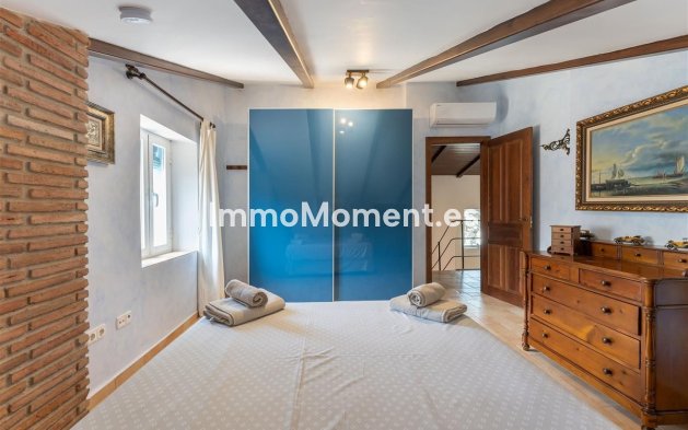 Bestaande woning - Villa - Binnenland  - Alhaurín el Grande Centro