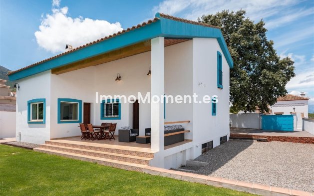 Bestaande woning - Villa - Binnenland  - Alhaurín el Grande Centro
