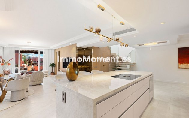 Bestaande woning - Appartement - Estepona  - Estepona Centro