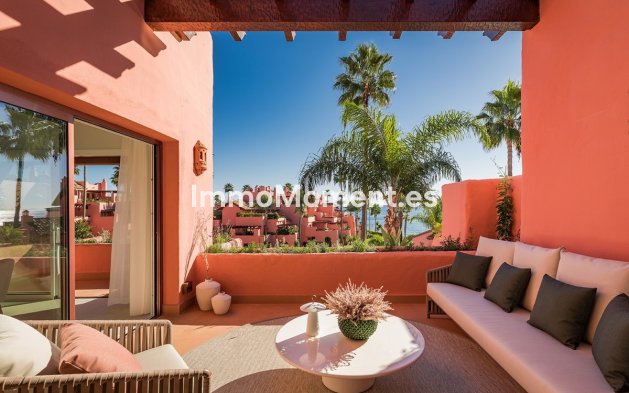 Resale - Apartment - Estepona - Estepona Centro