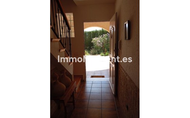 Resale - Villa - Yecla - Yecla Centro