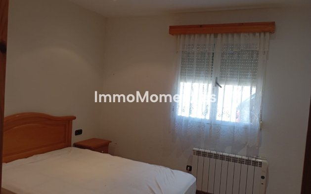 Resale - Villa - Yecla - Yecla Centro