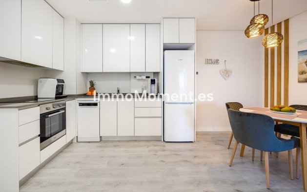 Wiederverkauf - Wohnung - Orihuela - Villamartin