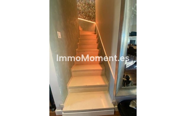 Resale - Apartment - Estepona - Atalaya