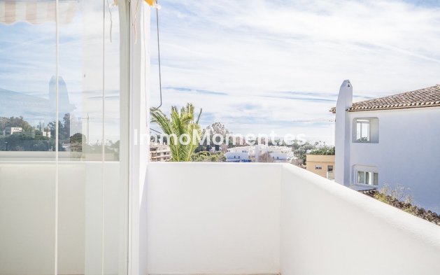 Resale - Apartment - Marbella - Elviria