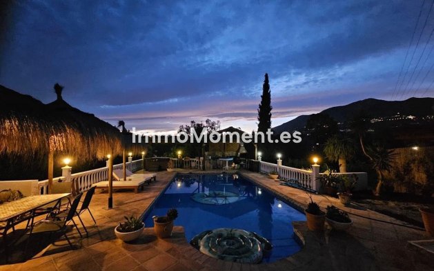 Wiederverkauf - Villa - Mijas - Mijas Centro