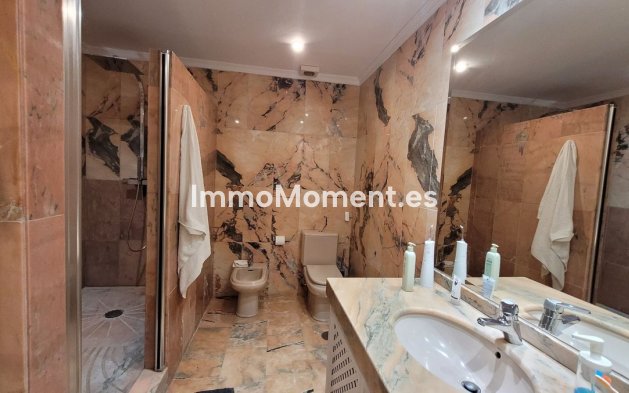 Revente - Appartement - Marbella - Nueva Andalucía