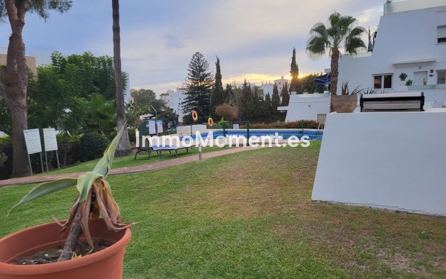 Revente - Appartement - Marbella - Nueva Andalucía