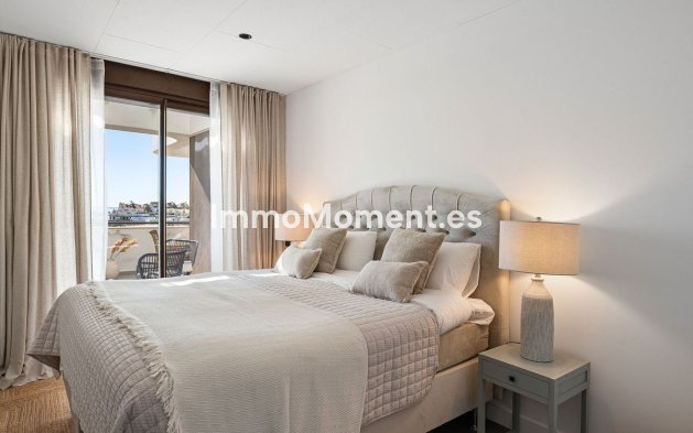 Revente - Appartement - Estepona  - Estepona Centro