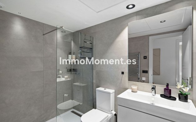 Revente - Appartement - Estepona  - Estepona Centro