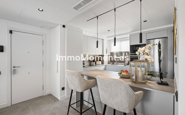 Revente - Appartement - Estepona  - Estepona Centro