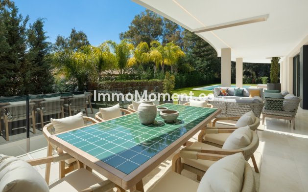 Wiederverkauf - Villa - Marbella - Nueva Andalucía