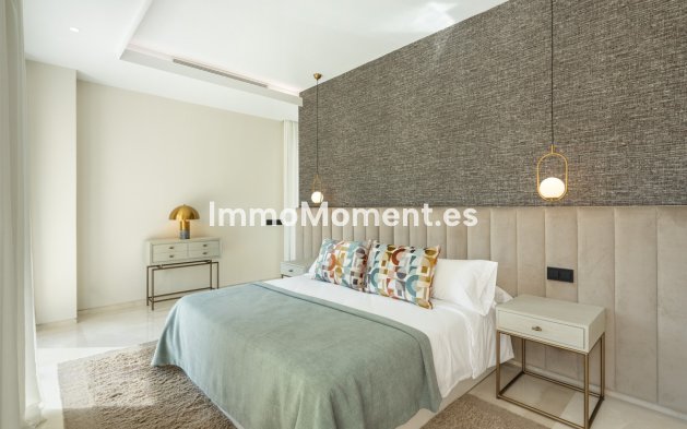 Wiederverkauf - Villa - Marbella - Nueva Andalucía