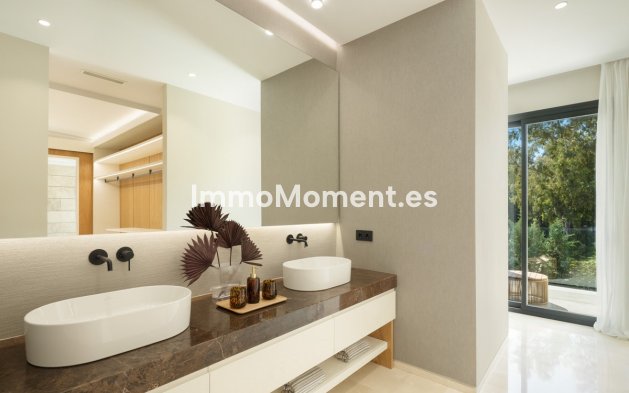 Wiederverkauf - Villa - Marbella - Nueva Andalucía