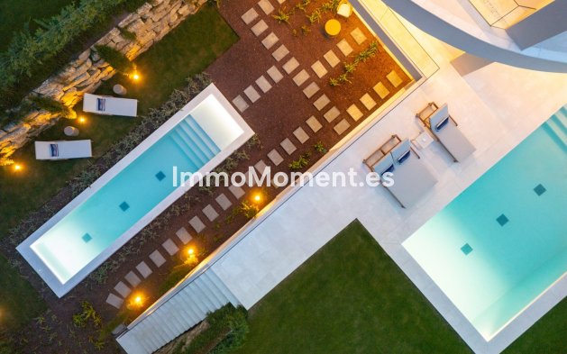 Wiederverkauf - Villa - Marbella - Nueva Andalucía