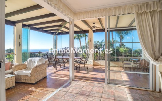 Revente - Villa - Marbella - Altos de los Monteros