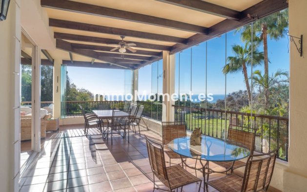Revente - Villa - Marbella - Altos de los Monteros