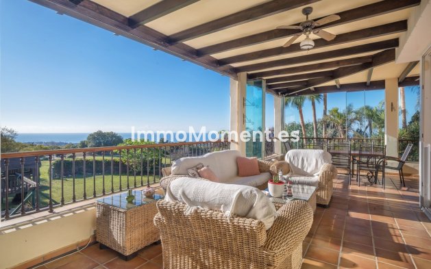 Revente - Villa - Marbella - Altos de los Monteros