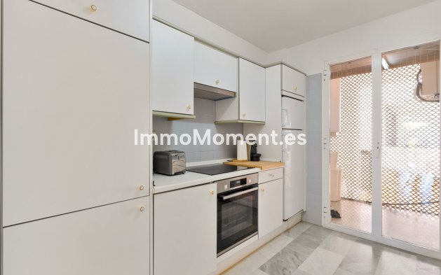 Revente - Appartement - Estepona  - Estepona Centro