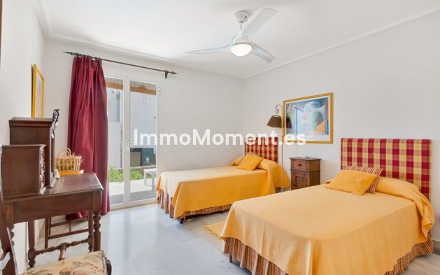 Revente - Appartement - Estepona  - Estepona Centro