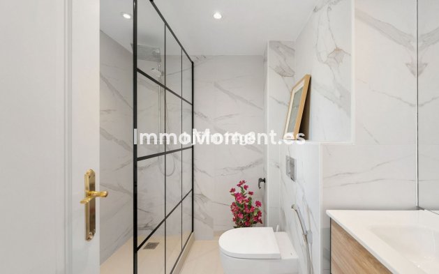 Wiederverkauf - Wohnung - Marbella - Nueva Andalucía