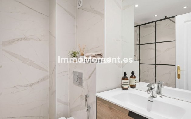 Wiederverkauf - Wohnung - Marbella - Nueva Andalucía