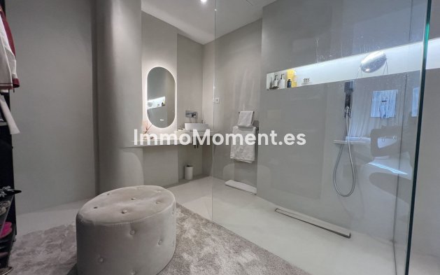 Wiederverkauf - Wohnung - Marbella - Nueva Andalucía
