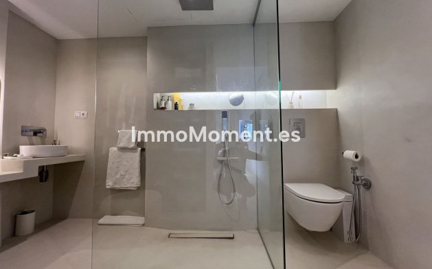 Wiederverkauf - Wohnung - Marbella - Nueva Andalucía