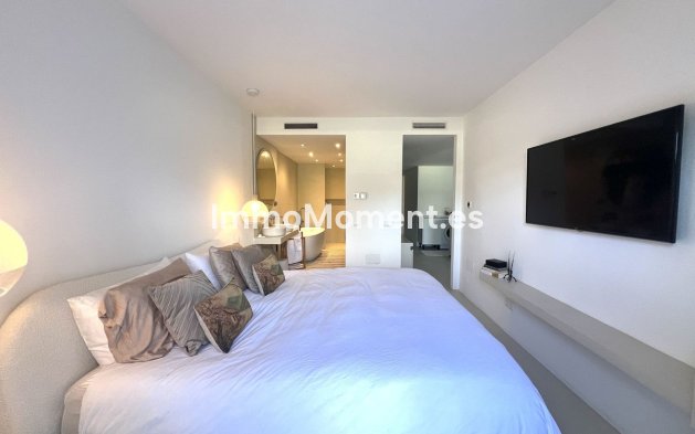 Wiederverkauf - Wohnung - Marbella - Nueva Andalucía