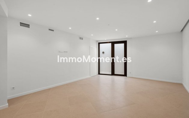 Bestaande woning - Villa - Estepona  - Atalaya