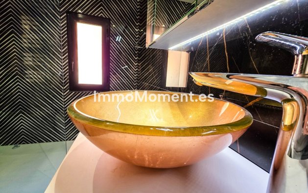 Revente - Appartement - Manilva - La Duquesa