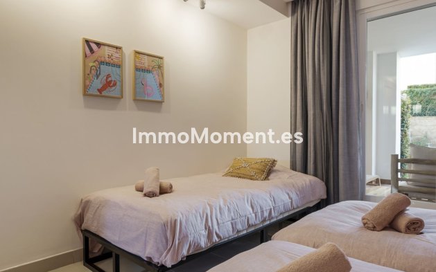 Revente - Appartement - Estepona  - Estepona Centro