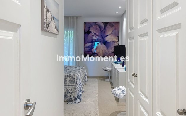 Revente - Appartement - Estepona  - Estepona Centro