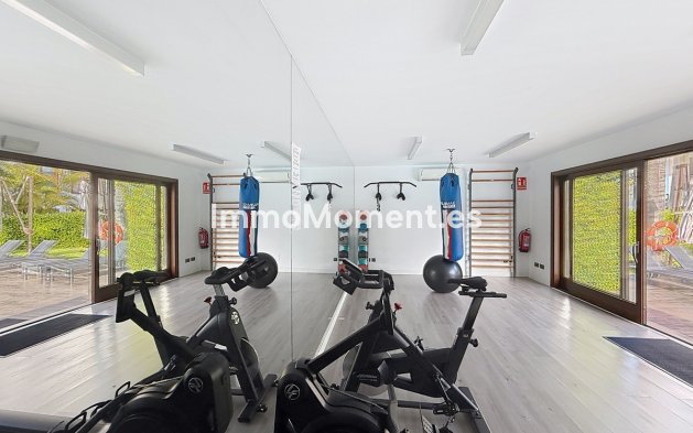 Revente - Appartement - Estepona  - Estepona Centro