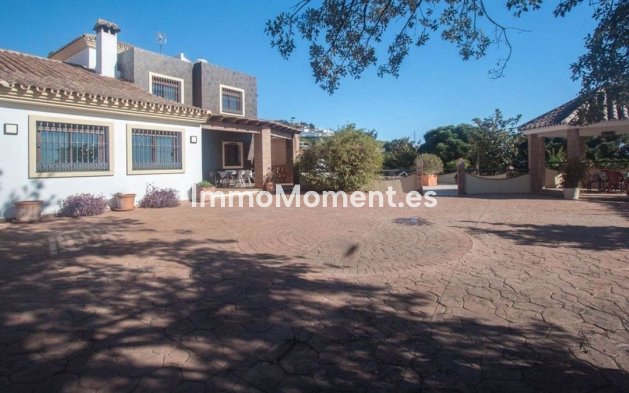 Revente - Villa - Estepona  - Estepona Centro