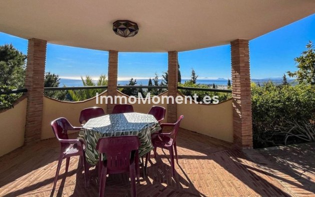 Revente - Villa - Estepona  - Estepona Centro
